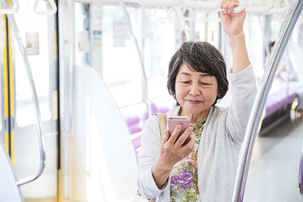 【節約術】親がスマホにかえると、意外と月額の料金がおトクに⁈