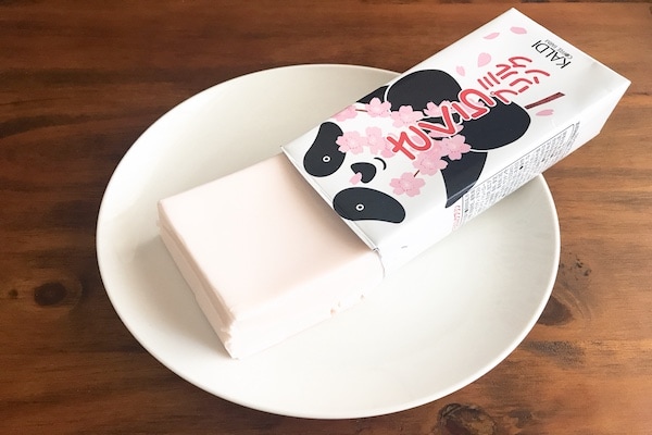 【カルディ】パンダシリーズ「さくらミルクプリン」はアレンジして食べるべし!