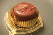 ファミマ新商品「カカオ薫る」シリーズはビターな大人スイーツでした