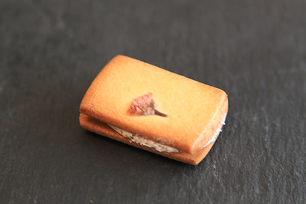 無印で買える！「桜」フレーバーのお菓子4つを食べ比べてみた