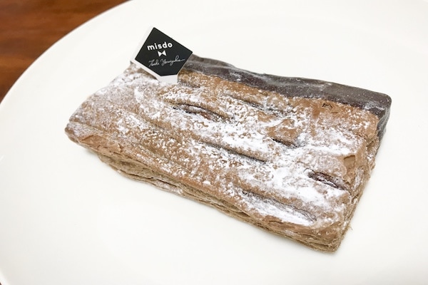 ミスド×鎧塚シェフはハズレなし！赤ワインのショコラパイも絶品でした