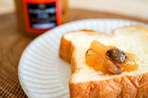 すでに品薄の可能性も…成城石井の「アップルシナモンジャム」がウマイ