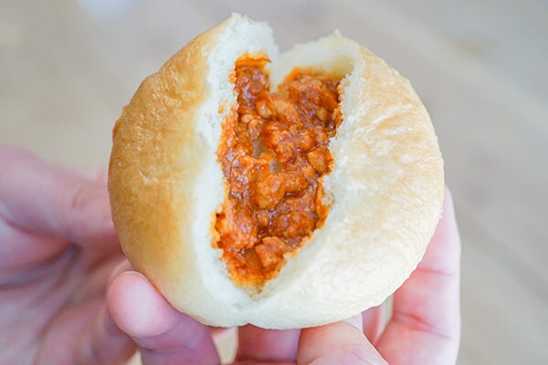 ひき肉たっぷり！ファミマの新作焼きパオズはボロネーゼ