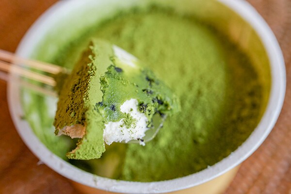 ローソンの「抹茶のティラミス」は苦味を楽しめる良アイスでした