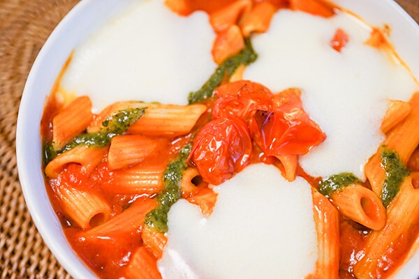 セブンの「マルゲリータ風とろーりチーズグラタン」が復活している♪