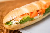 復活熱望だったセブンの「スモークサーモン＆クリームチーズ」が再販！