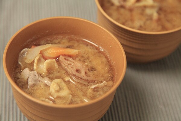 【レシピ】無印の「根菜5種ミックス」で時短豚汁に挑戦！