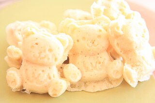 人気沸騰！ダイソーの「シリコーンプチケーキ型」で蒸しパンを作ってみた