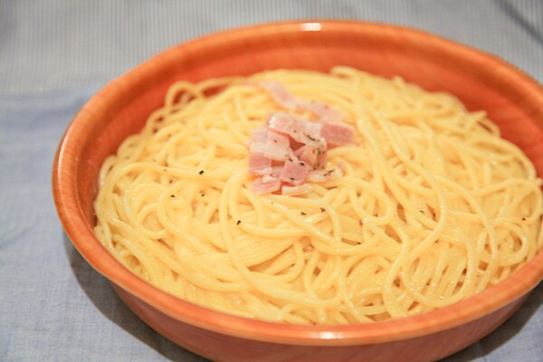 コクがあるけど重くない!ファミマの「2種チーズのカルボナーラ」