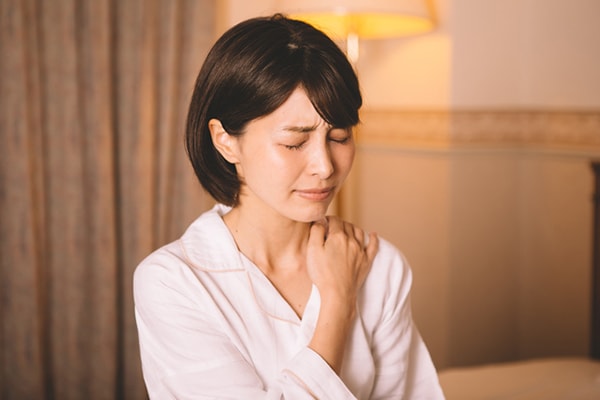 育児や家事のあとに「疲れを感じるパーツ」1位は○○!