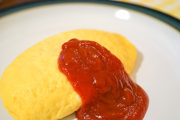 ポムの樹の冷食オムライス「ポムオム」を食べてみた!