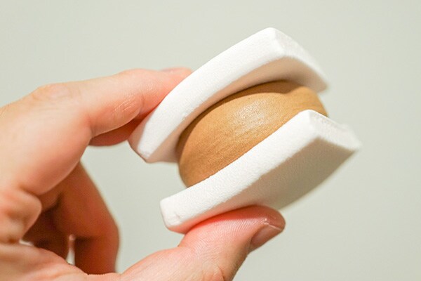 ふわしゅわ♪ローソンの「もちっと食感のマシュマロサンド」とは？