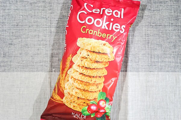 カルディ新商品!「シリアルクッキー クランベリー」は超ザクザクでした