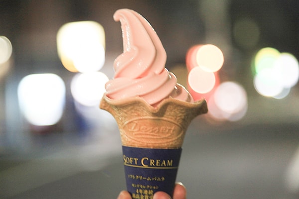 ミニストップのソフトクリームに爽やかな「白桃」が登場♪