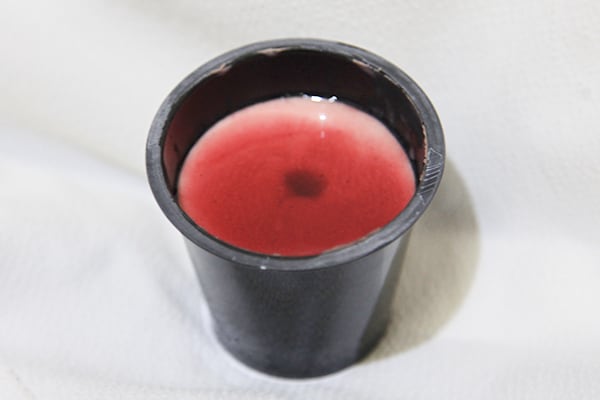 ファミマ先行発売の「ルビーチョコレートプリン」が話題!