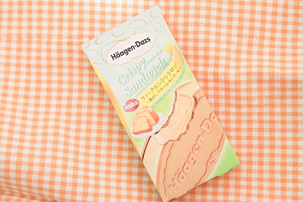 「ハーゲンダッツ クリスピーサンド」にレモン風味が登場!