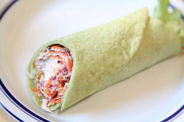 ヘルシー&ボリューミー!ファミマの「ラップスティック」に新作が出たよ~!