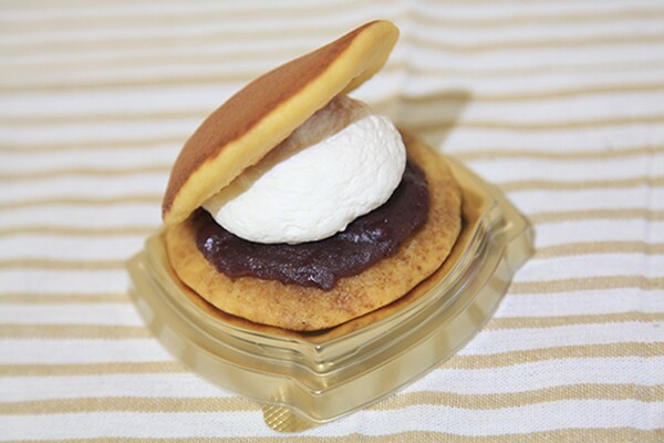 ふっくら甘~い。榮太樓コラボの「どら焼き」が贅沢!