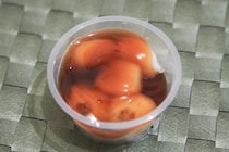 ファミマの「みたらし団子」は甘じょっぱくてくせになる♪