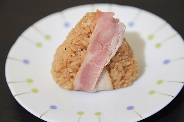 ガッツリ！ファミマのおにぎり「男飯」に新作が登場！