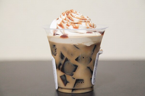 濃厚で苦い!ファミマの「クリームde珈琲ゼリー」は大人スイーツでした