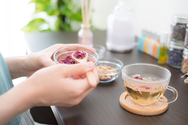 春の心と体を癒すハーブティー