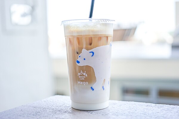 ローソンのマチカフェから「メガ」シリーズが発売に!限定カップをGETせよ