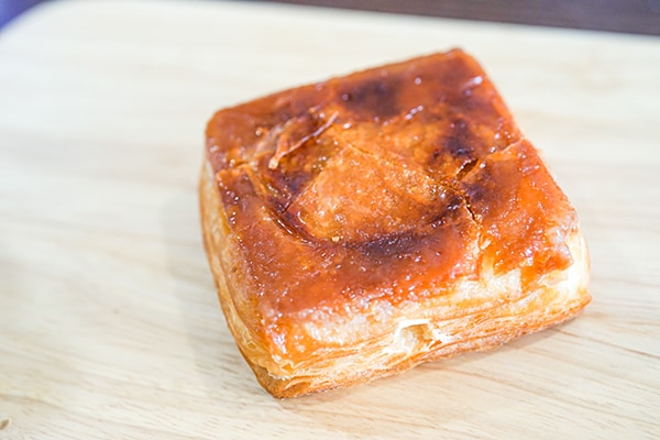 セブンのザクザク食感「クレームブリュレ」にウマイの声が続々