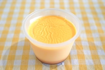 セブンの「窯焼きとろ生カスタードプリン」のとろとろ感がたまらない！