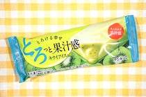 果汁・果肉32%！セブンで買った「キウイアイスバー」がウマすぎ！