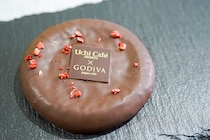 ローソン×ゴディバの「ベイクドショコラストロベリー」がウマすぎじゃない？