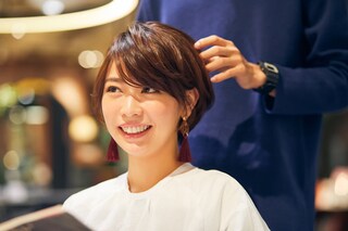 2629人に聞いた！「髪を切る頻度」1位は？