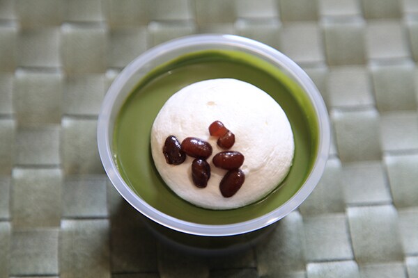 抹茶好き集まれ~!ファミマの「お抹茶プリン」は苦み強めでした