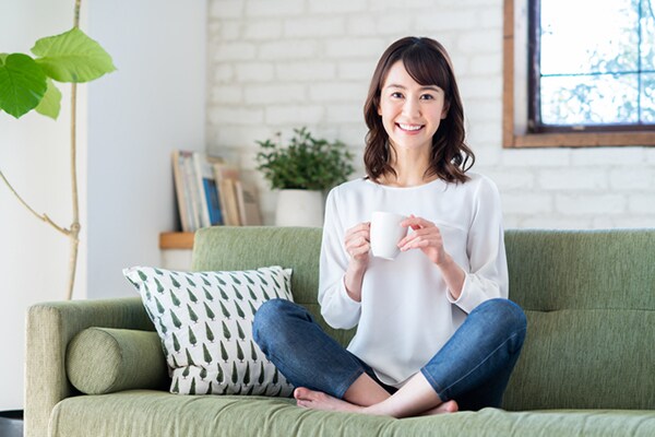 色?価格?2151人が選ぶ「ソファを買うときにこだわりたいところ」とは