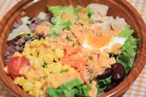 ファミマ「13品目のコブサラダ」が“おしゃウマ”なのです！