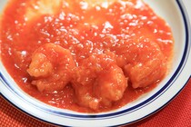 【お母さん食堂】「大きな海老の海老チリソース」はおいしいけど…