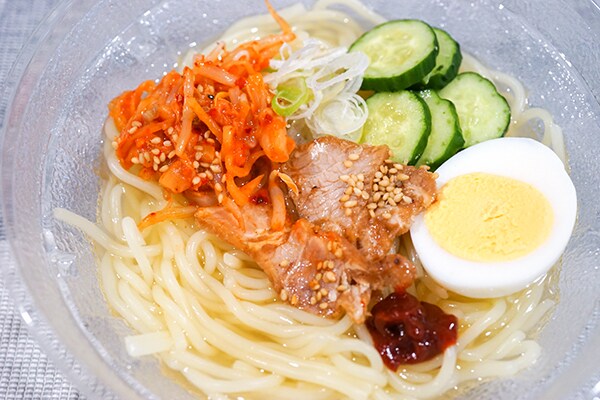 ローソンの「盛岡風冷麺」は涼感いっぱいの旨麺でした！