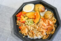 【リピ確】成城石井の「鶏ひき肉のピリ辛ガパオライス」が美味です