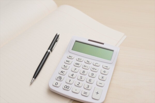 レシートを貼るだけ家計簿!使いすぎを見直そう