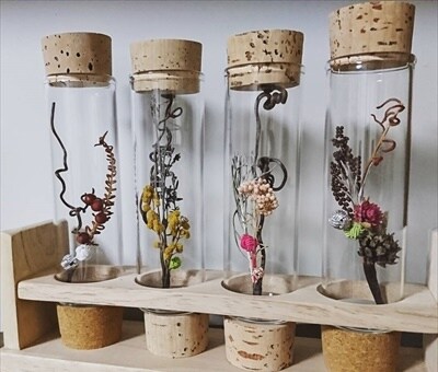 フラスコや試験管がインテリアに! 理系雑貨がかわいすぎる!