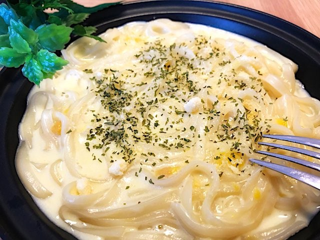 給料日前の救世主！　冷凍うどんの飽きないアレンジレシピ