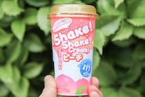 飲むホイップ「シェイク！シェイク！クリーム！」にピーチが仲間入り♪