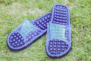 ニトリで見つけた！「水抜きサンダル」が地味に便利！