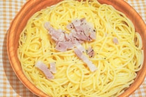 パルメザン＆ゴーダ！ファミマ「2種チーズのカルボナーラ」が濃厚クリーミー♪