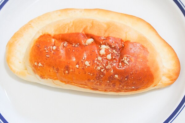 ファミマ「餃子みたいなパン」は肉まんみたいなパンでした