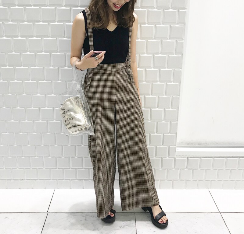 夏コーデのマンネリ打破に! GUのチェックアイテムで秋支度