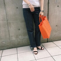 ビニール素材で夏にぴったり！　メルカドバッグをゲットしよう