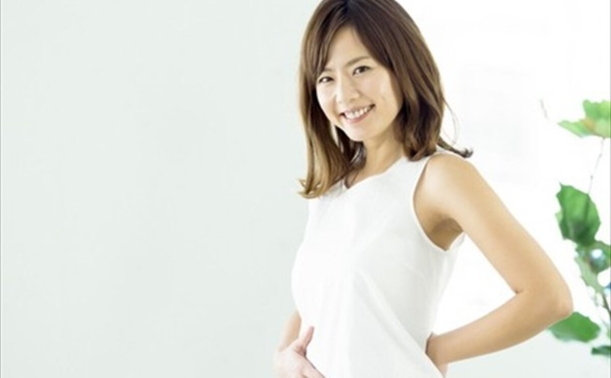 便秘改善に効果的なツボ！速攻性のある耳ヨガや食べ物、サプリも紹介