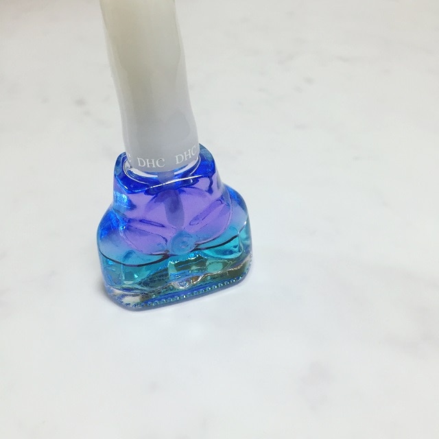 冬は爪も乾く！  ネイルオイルでうるつや爪をゲットしよう