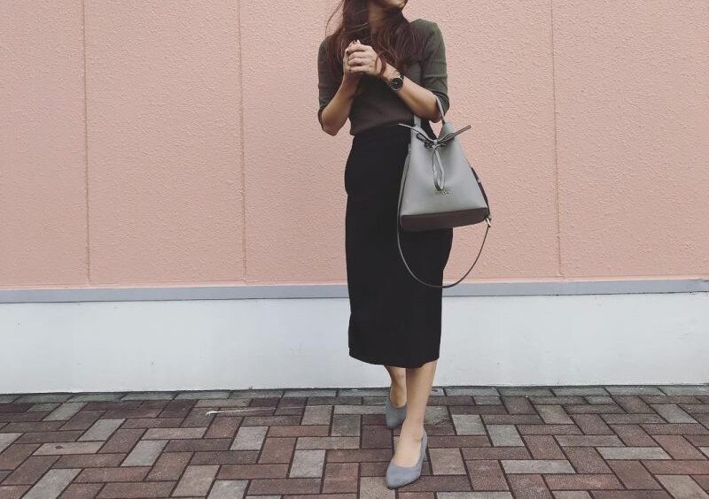 楽チンなのに美シルエット! GUのタイトスカートで品良くおしゃれに♪